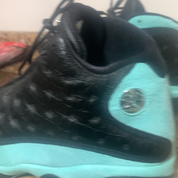 Men’s Jordan 13 retro black and Tiffany blue shoes. Size 12. - Picture 5 of 7